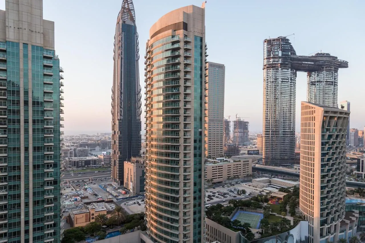 Higuests - Luxury Apt With Balcony, Steps From Burj Khalifa Apartment Dubai